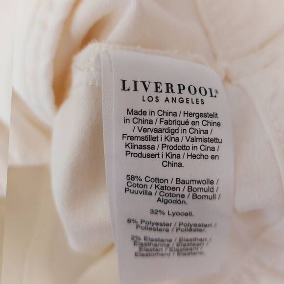 Liverpool NWT Classic White Denim Jacket 2XL Button-Front Trucker Style - Picture 11 of 12